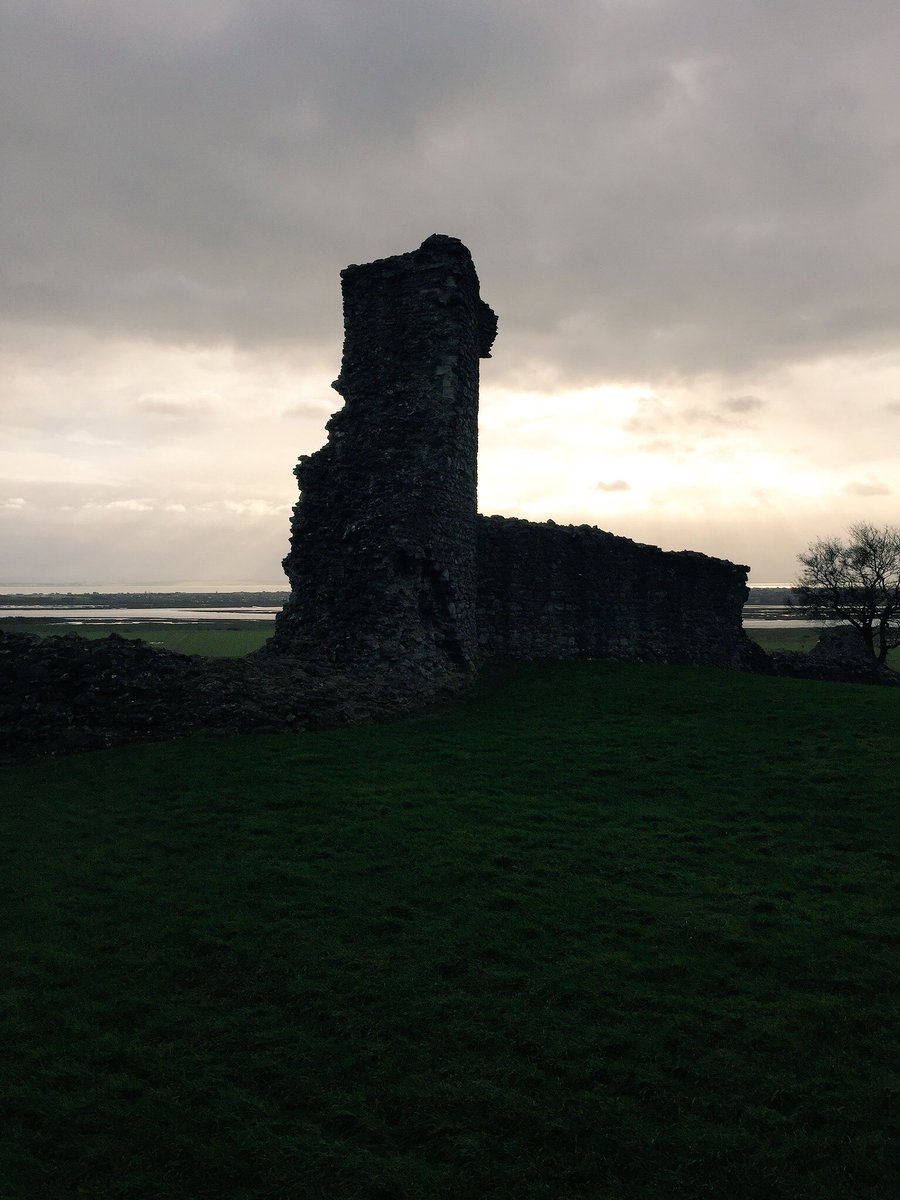 DerekClark4's tweet image. Nice place for a walk with some great views of the Thames estuary