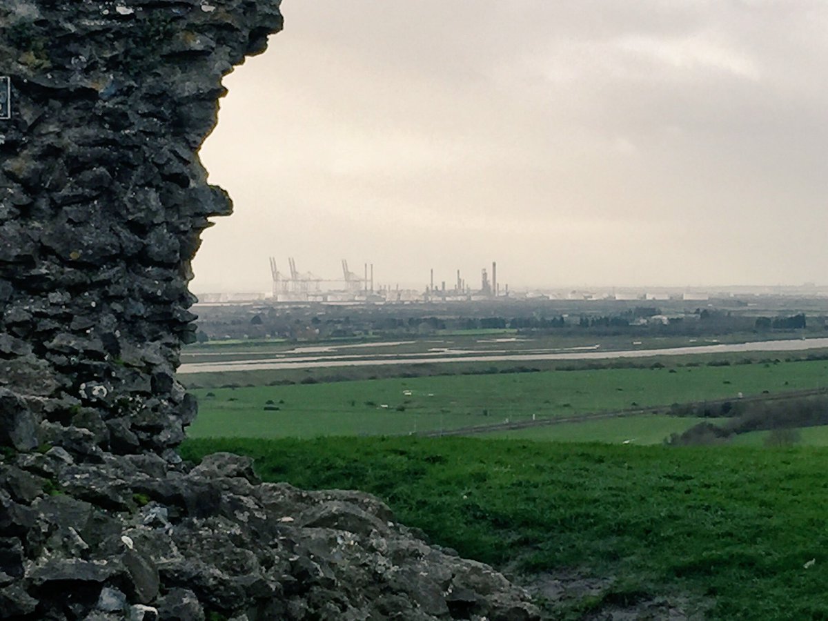 DerekClark4's tweet image. Nice place for a walk with some great views of the Thames estuary