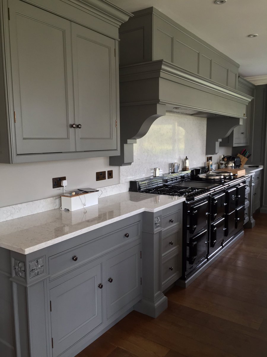 fxdecor's tweet photo. Remember these before photos?...... And then after #handpaintedkitchen #alcro #traditionalpainter #suffolk #norfolk https://t.co/oYJWHIldyp