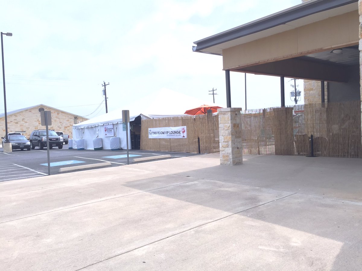 Are you getting to visit the VIP tasting room?  #betchawantto #getondownhere #HCFF16 #filmlove reelindie #realtexas