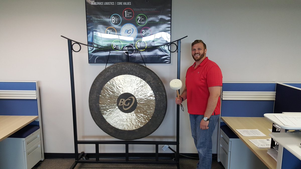 JaredBG_ORD's tweet photo. Can't wait to ring our new gong @BlueGrace_ORD #bgord https://t.co/NhbMZl106W