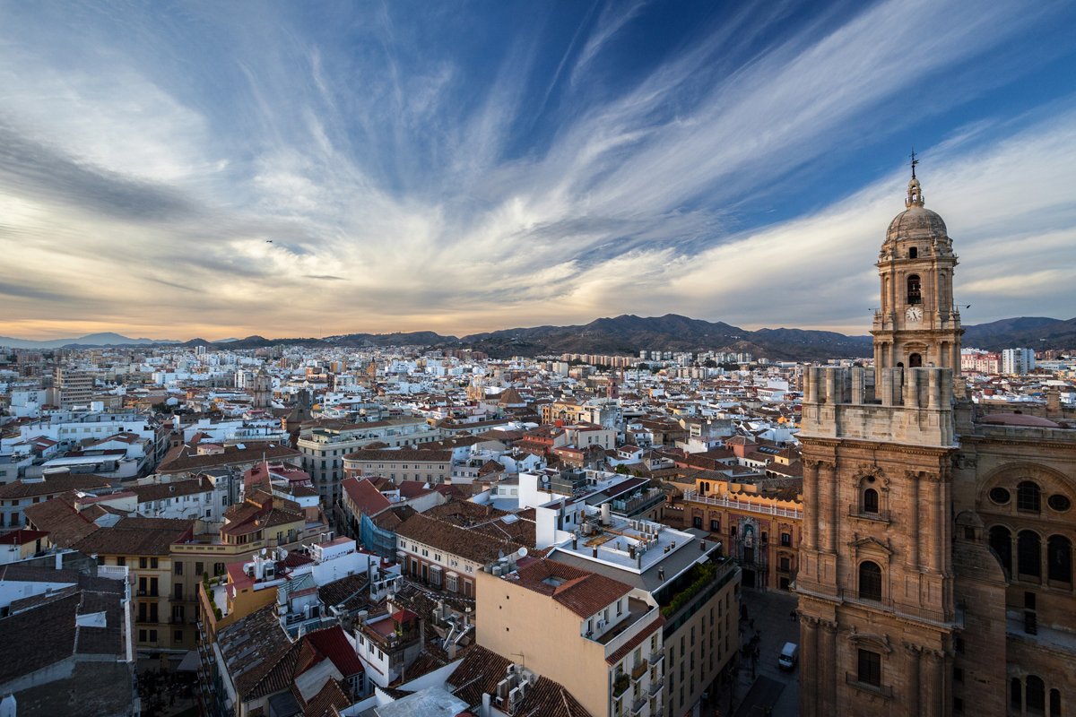 ¿Habéis soñado con ella? ;) MT <a href="/SitiosdeEspana/">Sitios de España</a>: Esperamos que esta noche soñéis con sitios bonitos. Como... #Málaga!