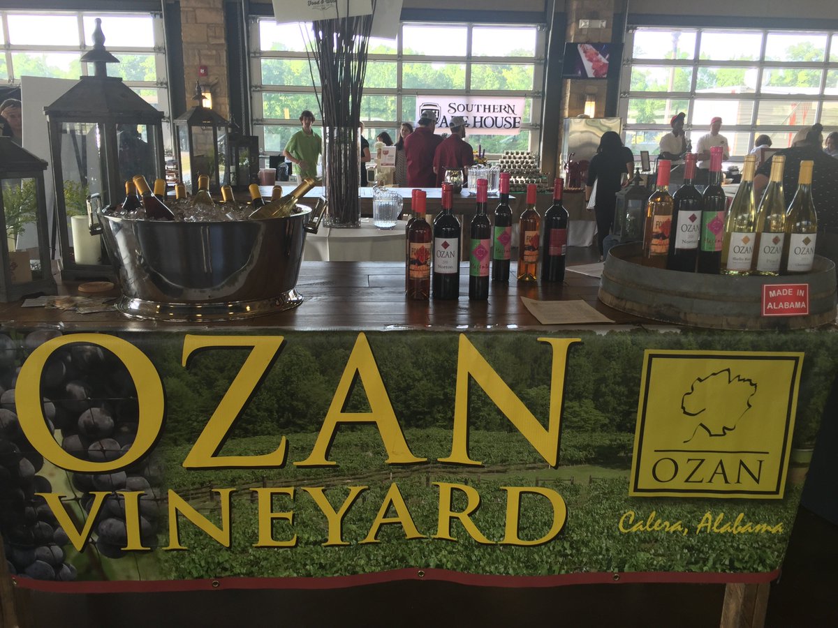WAL_FoodWine's tweet photo. Only ONE HOUR until doors open!! Ozan Vineyard is ready to show off their delicious wine selection! https://t.co/XFmGBaQWJQ