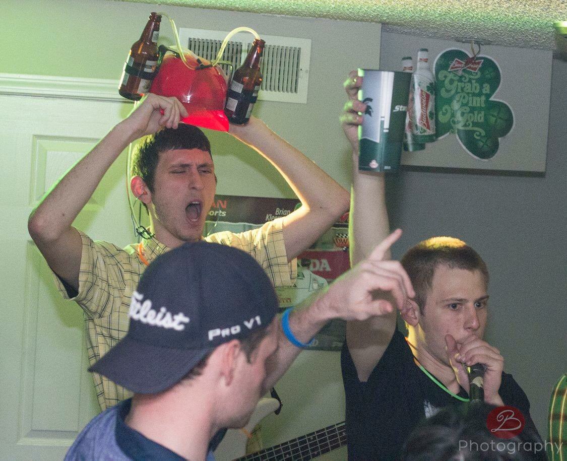 TheRedWiresBand's tweet photo. Who's as ready for the weekend as much as Jeff and Andy? https://t.co/folE24itc2
