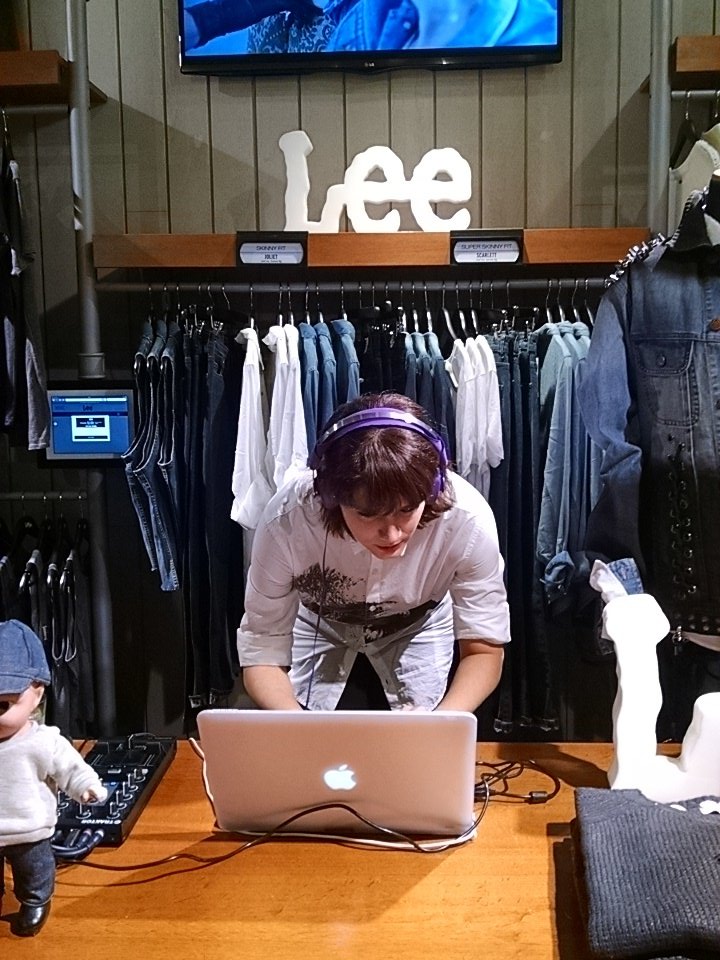 DJ Maria Storni ya arrancó #LeeDenimSessions, lanzando #Cooperatio designed by <a href="/Jessicatrosman/">Jessica Trosman</a>  #LeeJeans #AW16