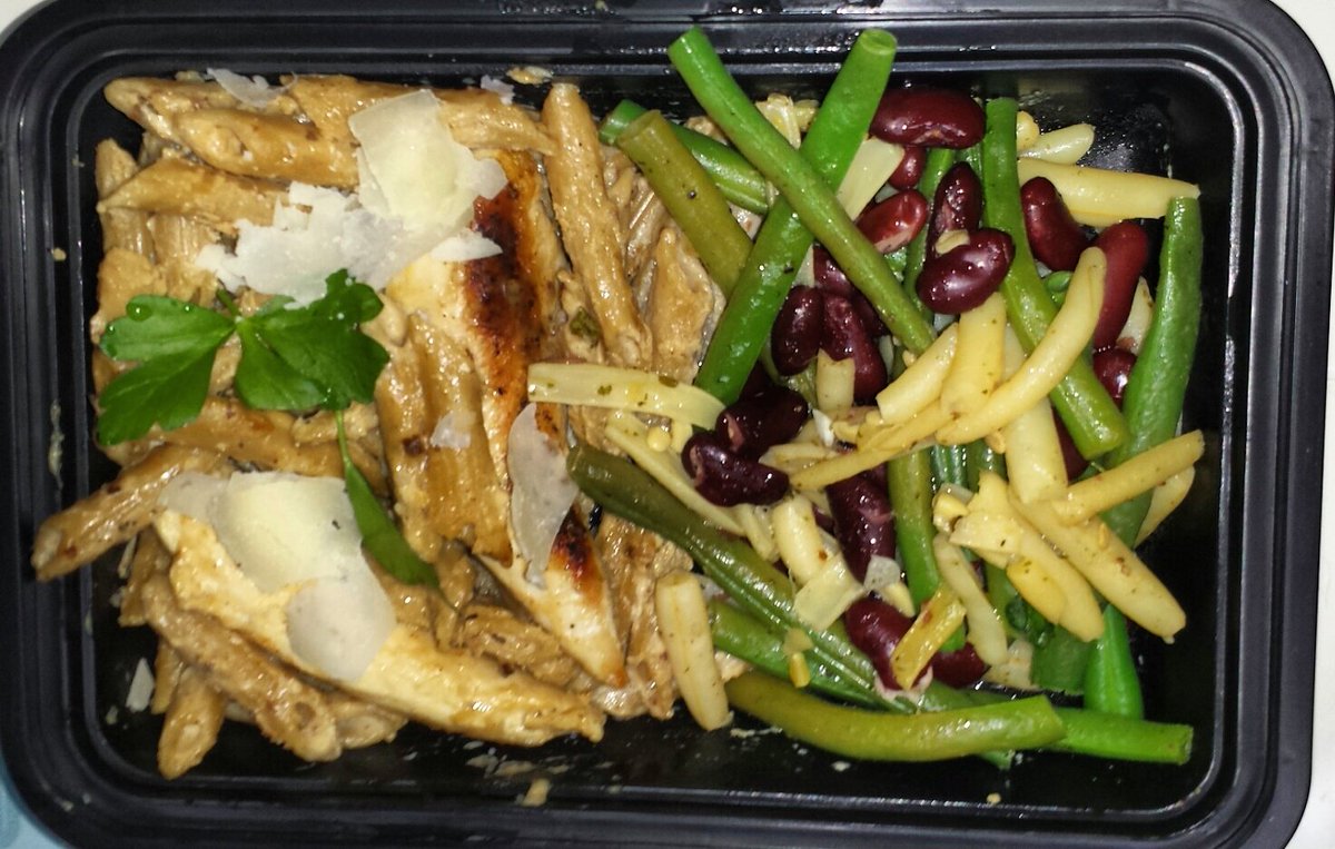 TLHPersonalChef's tweet photo. #Chicken &amp; #Penne w/ #Alfredo Sauce and #Italian #Bean #Salad 4 A Client This Week! #personalchef #tallahassee #chef https://t.co/fT2jEBu5KH