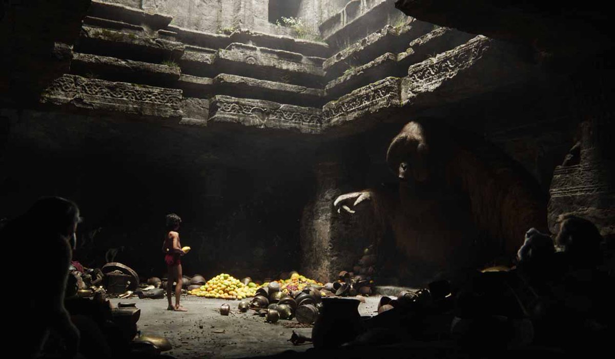 TakeOnePizza's tweet photo. In 2016’s Jungle Book, amidst the treasures in King Louie's temple, 1 of them is the Genie's lamp from Aladdin. https://t.co/1GRk4LUA3l