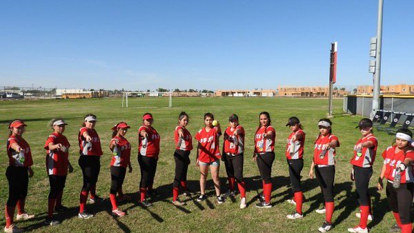 Softball to host playoff game bit.ly/1XXn4Mg <a href="/ShaneMcOwen/">Shane McOwen</a> @softballowls @JoePequenoTV #BeAnOwl