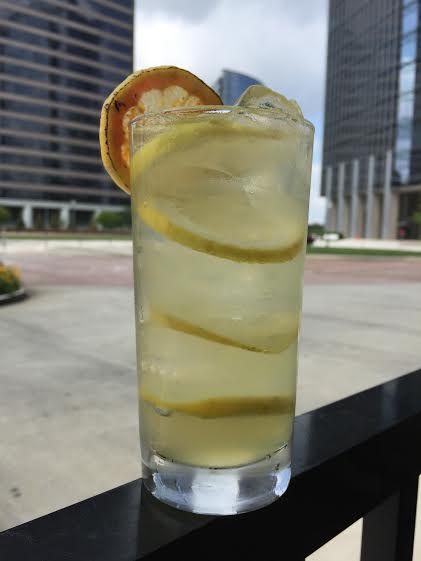 AleSharpton's tweet image. Here's @DaviosAtlanta's Queen Bey #Lemonade made w/ @belvederevodka Lemon Tea shouting out @Beyonce. @MSquaredPR