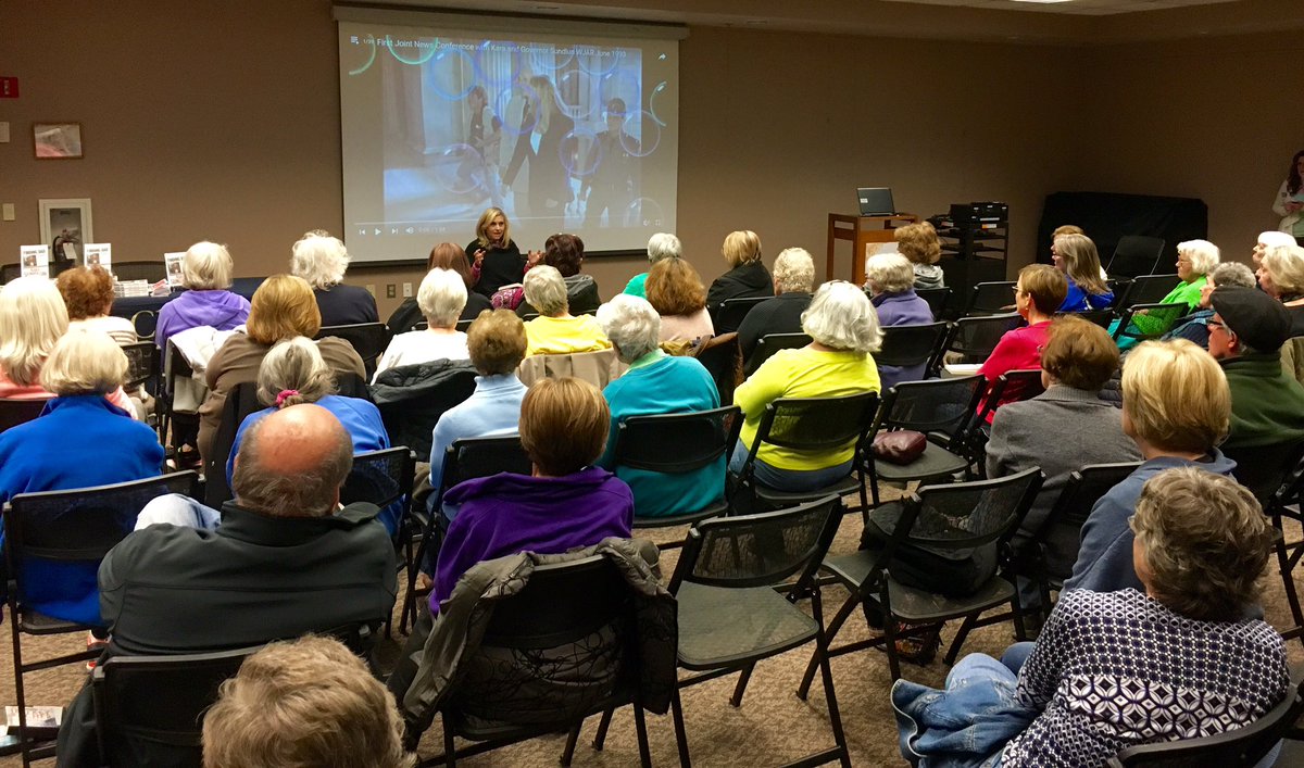 Wonderful evening as @karasundlun #bookseller tonight @cheshirelibrary #FindingDad #chooseforgiveness