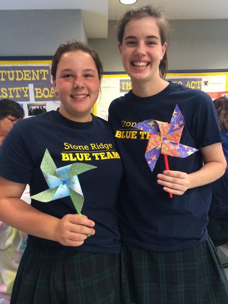 JeannieDV1's tweet photo. Chasing dreams like Don Quijote @stoneridgepd @GatorsSR #SRShakesfaire2016 https://t.co/9znu8lL2lV