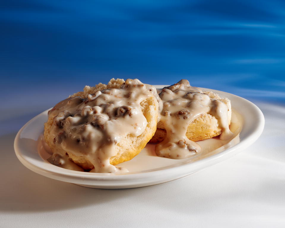 McDonaldsSWVA's tweet image. #DINNERHACK: Make your dinner look like a delicious breakfast with Sausage Gravy Biscuit from part. McD’s!