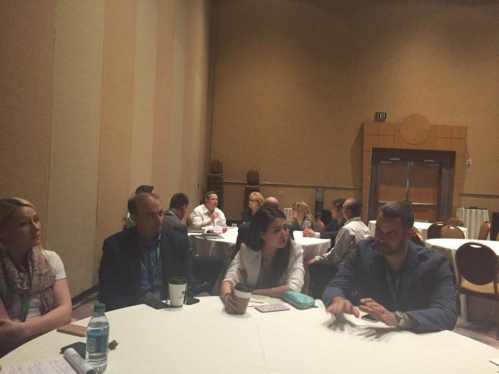 Wrapping up #serviceX16 with some customers roundtable discussions on #Chat and #Cobrowse