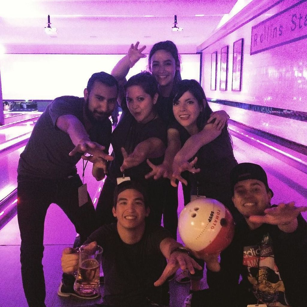 Abrahamgzzm's tweet photo. Buena #vibra de #thebowlingstones #rollingdreams #connectcreatively #friends #team #fibra … https://t.co/N47FMCupzZ https://t.co/jaE3r8uxGe