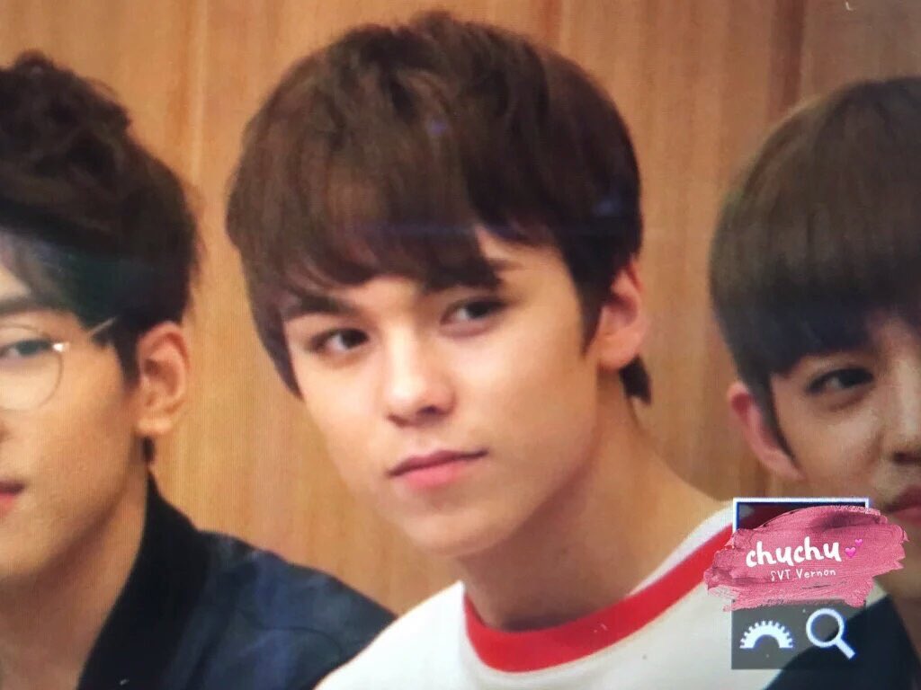 buckymatters's tweet photo. Hansol Vernon Chwe is beautiful. https://t.co/0zwBfvpGnD