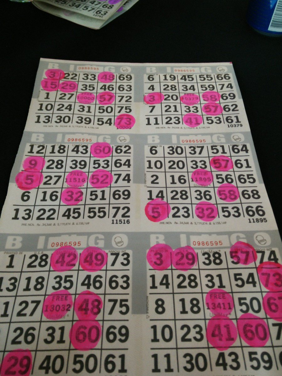 Not winning,  but still having a blast at #blacktiebingo helping to support the @IWKHealthCentre <a href="/MurphysCentre/">Murphy’s Pharmacies Community Centre</a>