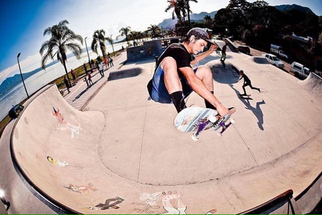 rutsmagazine's tweet photo. #JesusAlvarado 📸 @KobyerFerro #ajijic rider @antifashionmex https://t.co/OIoiRlu7m3
