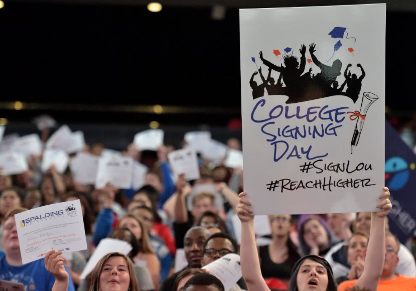 JCPSKY's tweet photo. #TBT to last week's College Signing Day! Check out the photo gallery→https://t.co/3ZyPlRajiC
@55kDegrees #SignLou https://t.co/mJB8LB3oeV