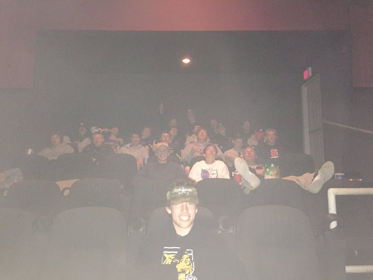 BSpa_Lax's tweet photo. @BSpa_Lax ready for private screening #BatmanvSuperman #onlyincanton #redcarpet https://t.co/V51sbS6l0O
