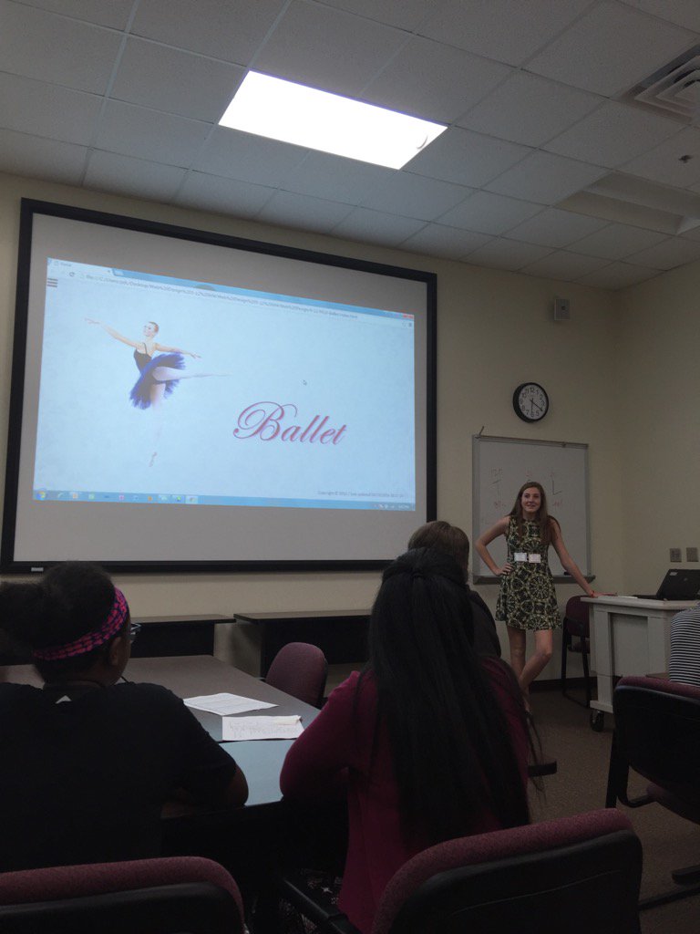 kdlevins's tweet photo. Congrats to @ChloeCamilleL presenting at the @ArlingtonISD media Fair! https://t.co/TLRs5uYxMF