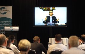 mayukanamori's tweet photo. Andrei Avelini #EFCG talks from NYC on Global M&amp;A Trends @ConsultAus #CACEOConf https://t.co/YyDkRzD4VP