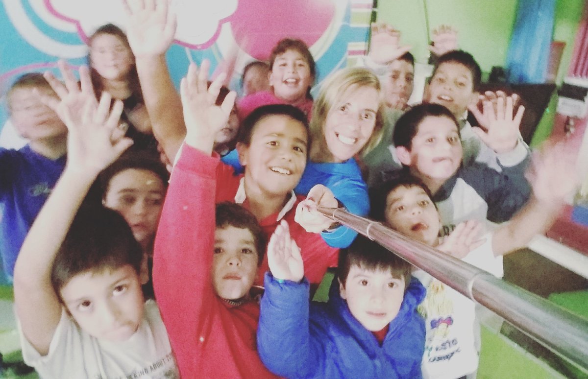 BartolaEventos's tweet photo. #bartoleando #juancruzylabanda #cumplefeliz https://t.co/6o7g2SL2Kw