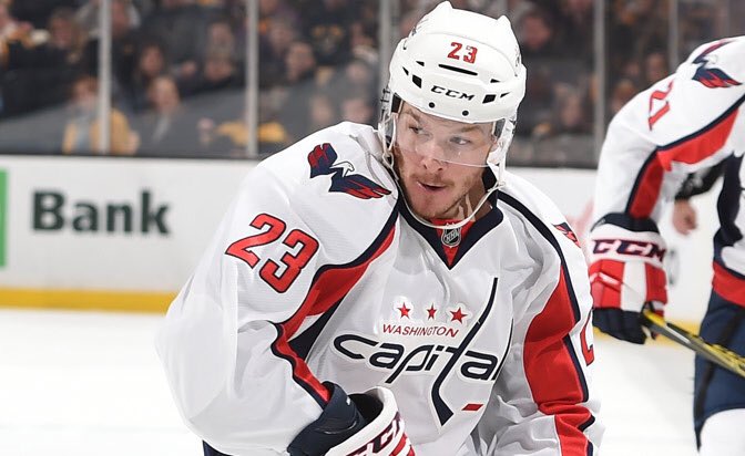 Let's have a cold one tonight for one of the original #DirtRoadScholar Athletes <a href="/TheOleC11/">Zach Sill</a> #NHLPlayoffs