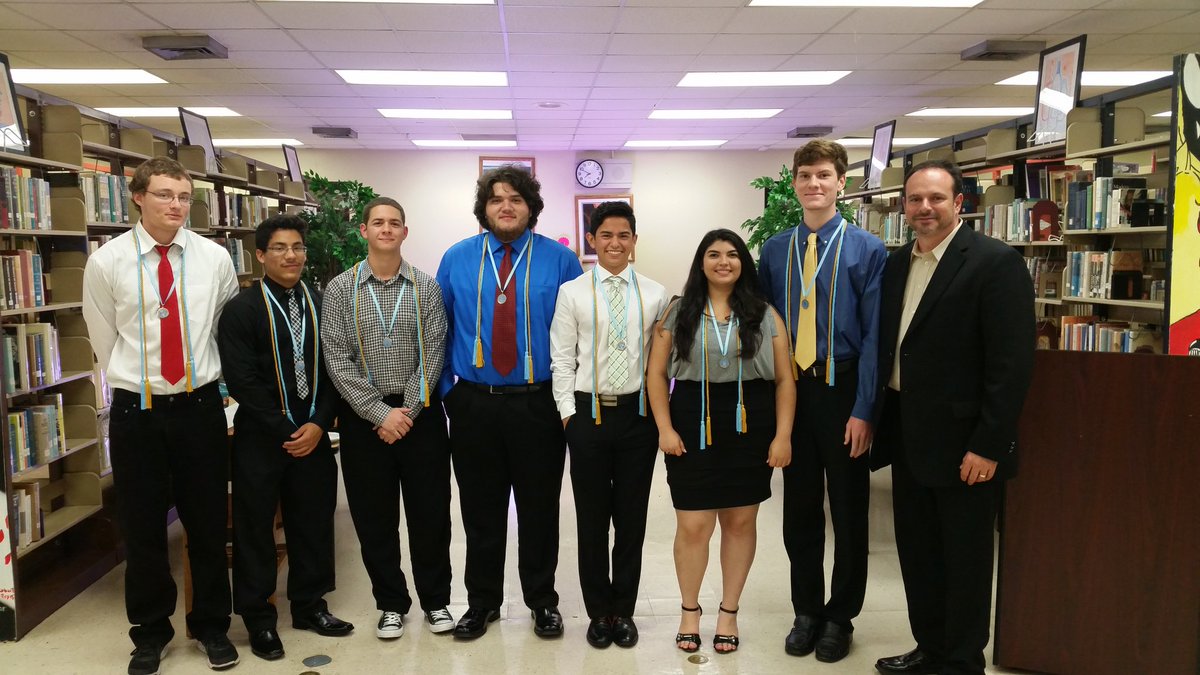 MiamiSpringsSHS's tweet photo. Senior Mu Alpha Theta Hawks receive Medals and Graduation cords.  Congrats @HawksHub @MDCPS @MDCPSCentral #MathHawks https://t.co/Jx5TocnMgq
