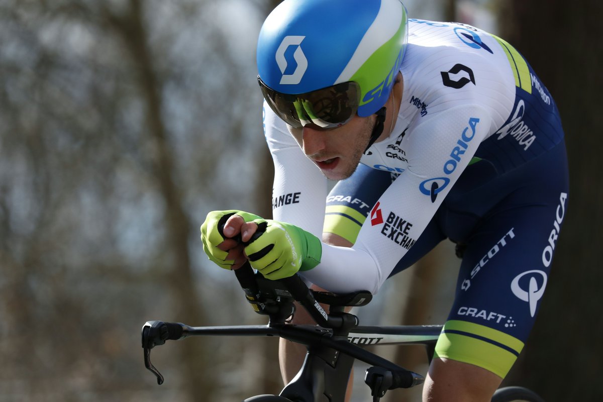 'Britse wielrenner Simon Yates betrapt op doping' 
s.ad.nl/4291586