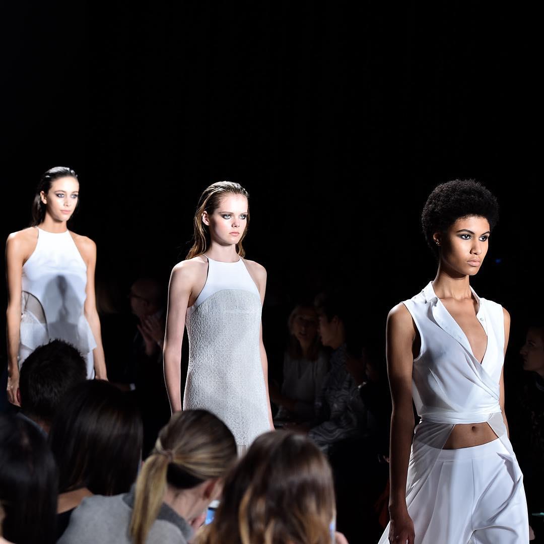 melitay_'s tweet image. loveit #fashionweek #instagood