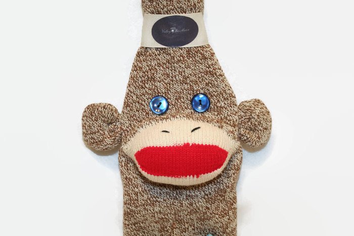 MunkeeLady's tweet photo. Sock Monkey Wine Bottle Cosy https://t.co/j9kSunndo2 #Etsymntt #MadeFromSocks https://t.co/wxKQVBzvNS