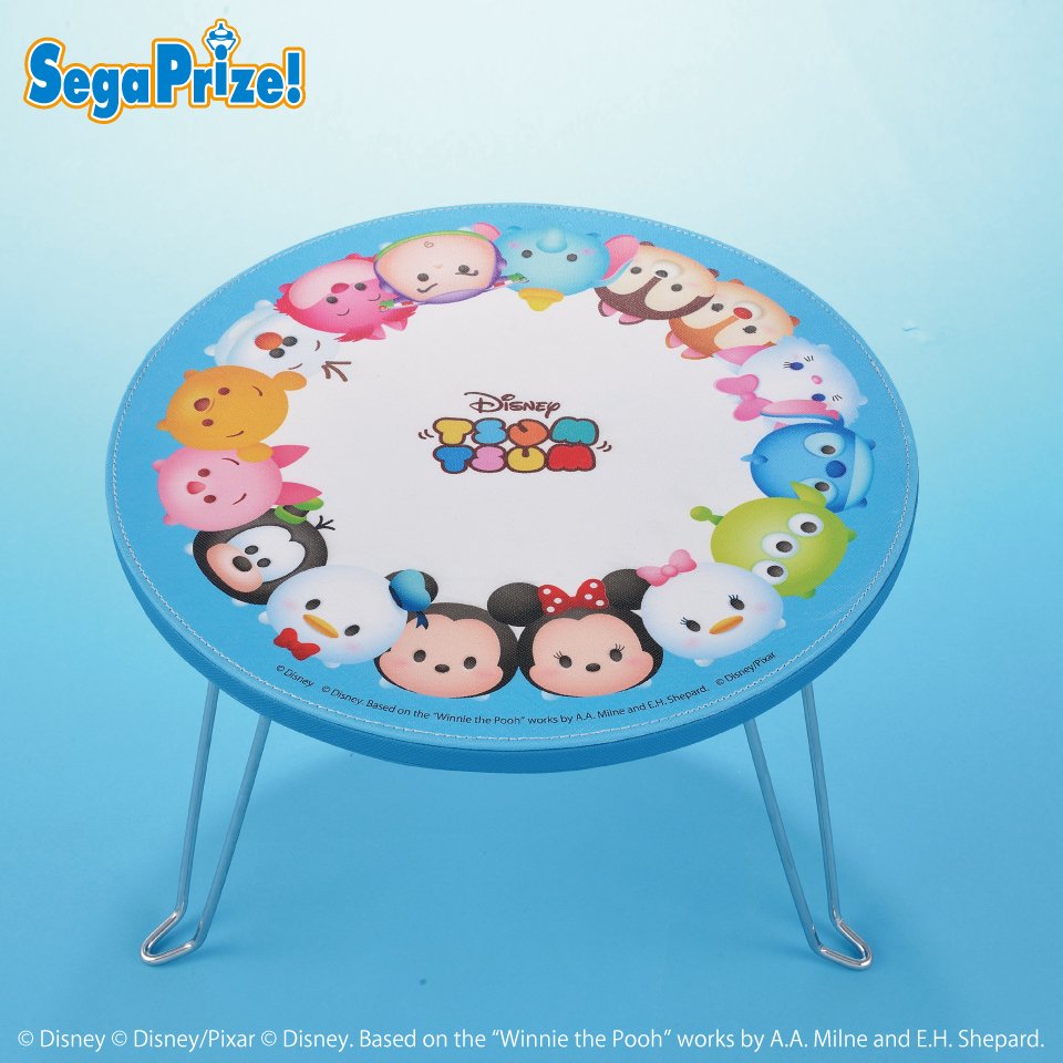 セガプラザ公式 セガプライズ 大人気のディズニー ツムツム 今週登場のアイテムはキャラクターが全面にプリントされた 折りたたみ式の木製のテーブルです T Co Ojbjvpleml ディズニー