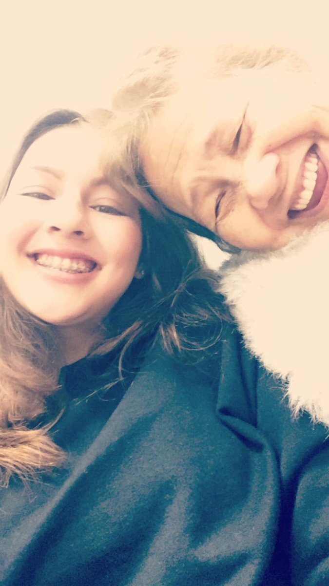 isabelbrunss's tweet photo. π #thankfulthursday #stuartprom16 https://t.co/06Zpw1GOQ9
