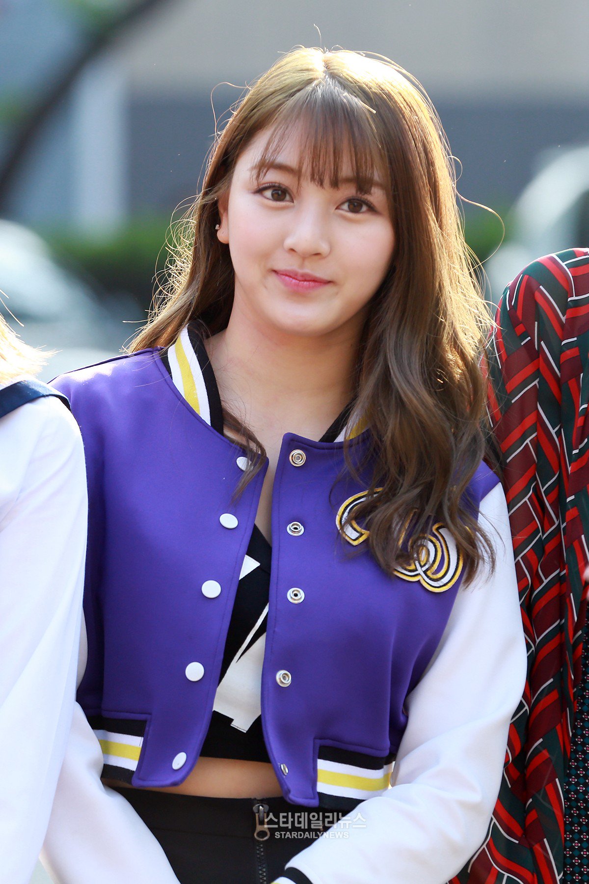 Twice Global Pic Twice Going To Music Bank Jihyo Twice Cheerup
