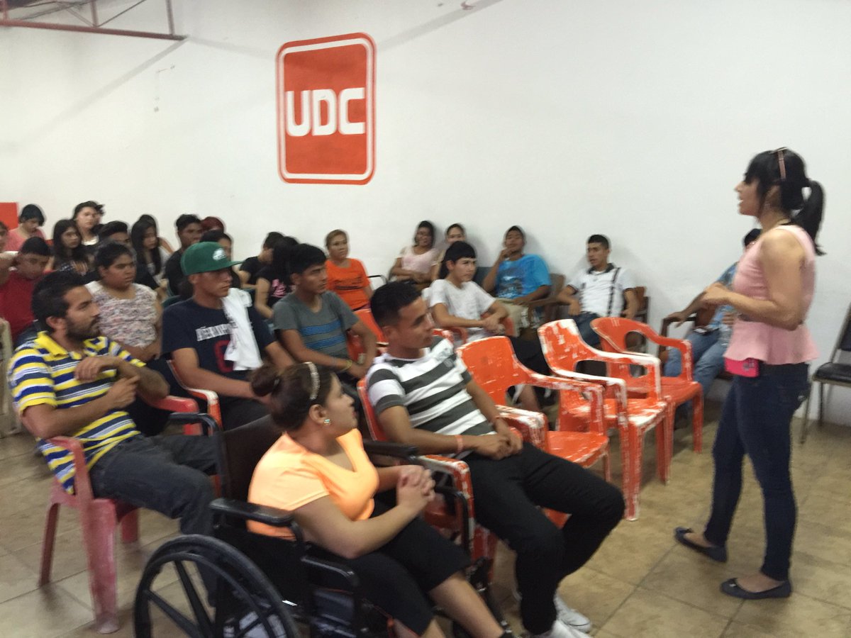 UDCACUNA's tweet photo. Nos encontramos con Jóvenes de lucha, ellos son parte importante de nuestra sociedad. #UDC #Acuña https://t.co/ZOObKtzl2A