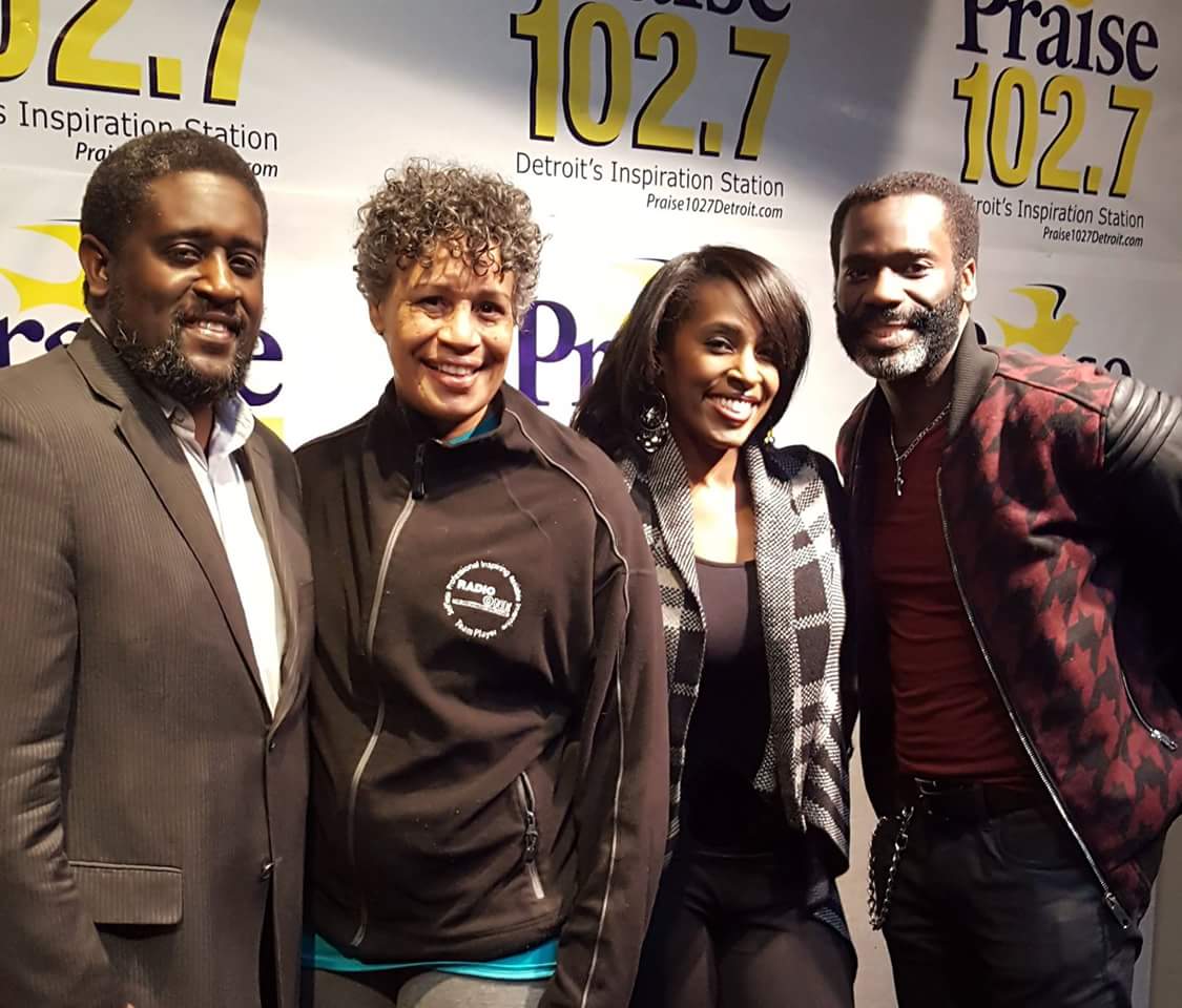 MsRobinDGinyard's tweet photo. The Ginyards finishing up our interview w/Randi Myles. Radio One Praise 102.7 Interview airs 4/29 - 1:00 hr. #TGBTG https://t.co/4Iq0wCF306