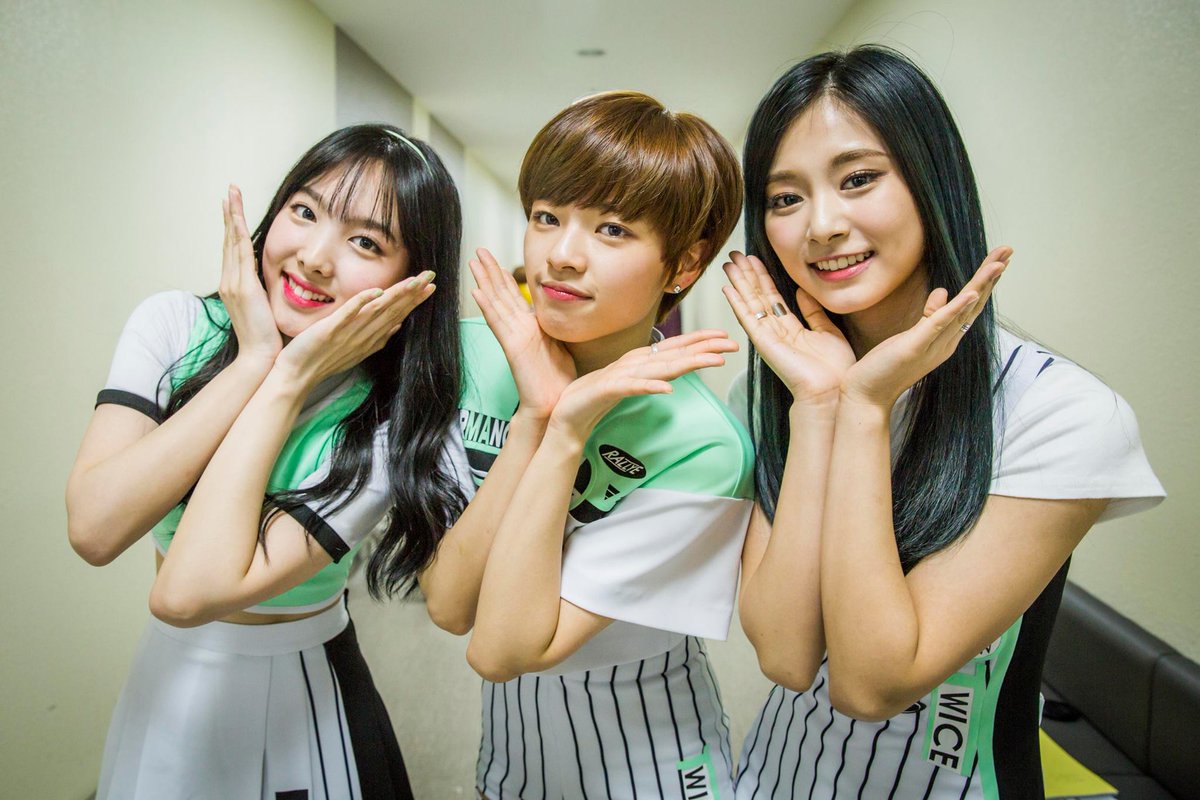 Twice Global Pic Gag Concert Facebook S Update Nayeon Jeongyeon Tzuyu Twice Cheerup T Co 2eyxoifcq0 Twice Global Pic Gag Concert Facebook S Update Nayeon Jeongyeon Tzuyu Twice Cheerup T Co 2eyxoifcq0