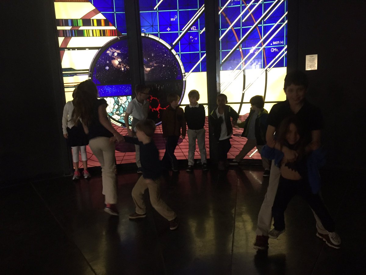 BarbieBking's tweet photo. K's having fun with their 4th grade buddies at the RMSC Planetarium. @ACSRochester https://t.co/At3dnb2P8X