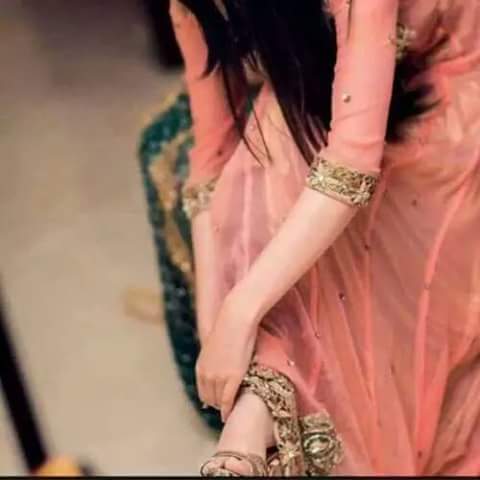 نخٱف نڱتب شعر وتقول عشٱق
نخفي مشٱعرنٱ بـ حس ٱلتذوق

لو مٱ قصٱيدنٱ بهٱ حب وفرٱق
ڱٱن ٱلعرب مهمٱ أرتووت مٱتروق