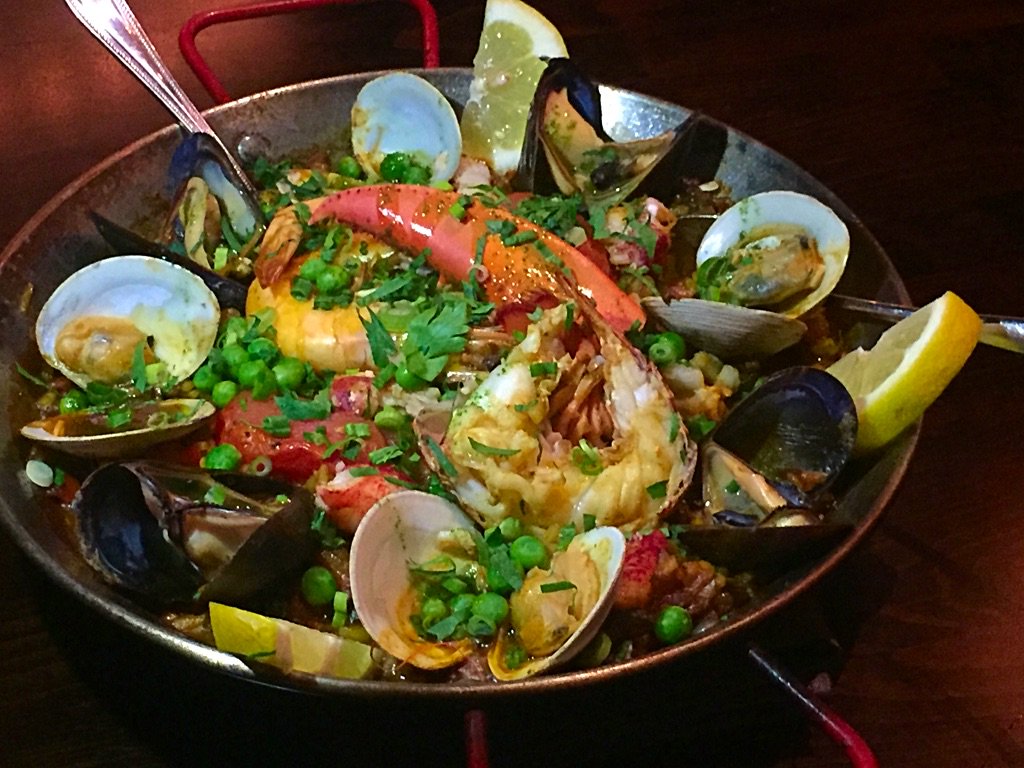 MalikaBowling's tweet photo. Oh my goodness! Paella from @eatatcorktree! I'm in seafood coma. #sandyspring #sandyspringsdining https://t.co/EaezQrODt5