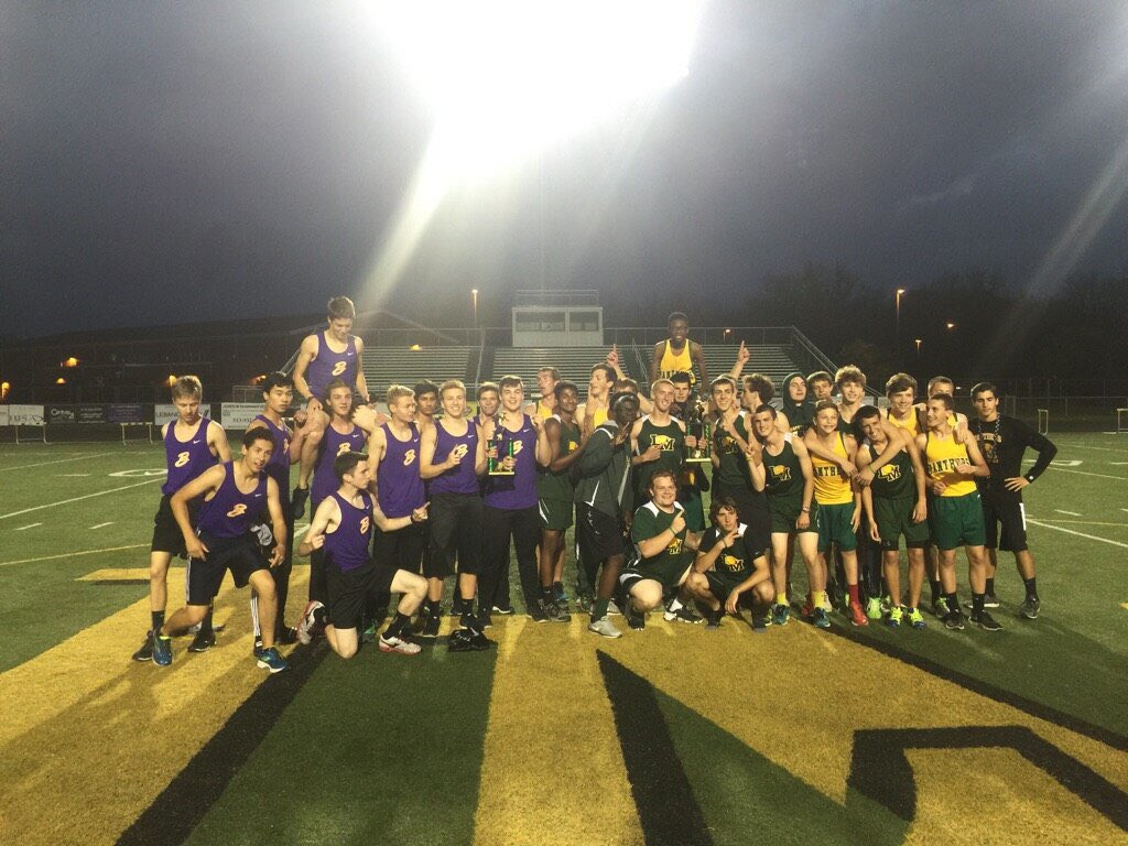 Bellbrook_Track's tweet photo. Great night at the Little Miami Invitational. Girls won, boys tied for 1st &amp; Ethan Reigelsperger won the Meet MVP. https://t.co/SZImiNK5uv