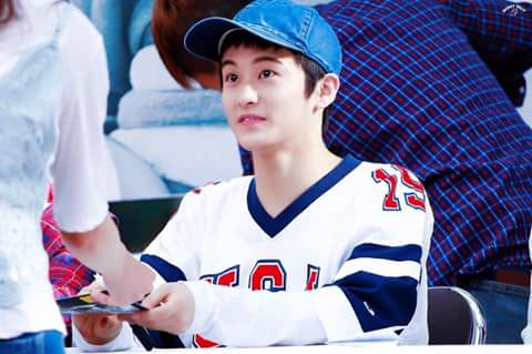 jedsuho's tweet photo. Mark NCT U Maknae 😍 https://t.co/lzeCFzlq6i