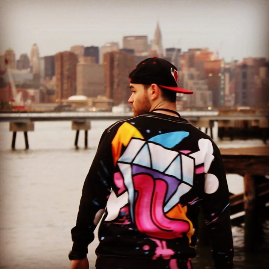 producerpassion's tweet photo. Music helps me escape the reality i live in 🎭🎼 #hiphop #beats #beatmaker #rap #rapper #trap #music #studio #LogicPr… https://t.co/QJe11WuH6k