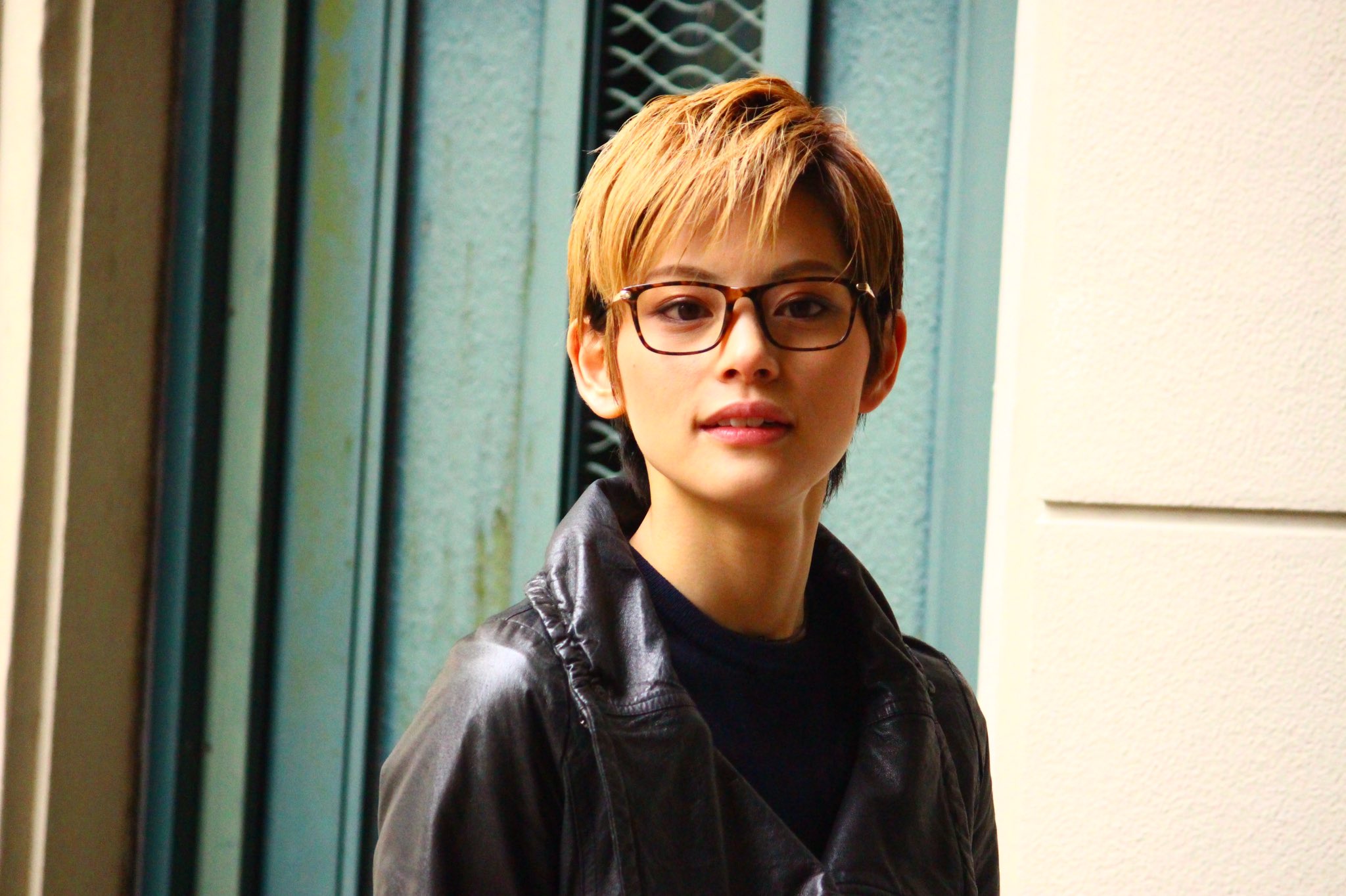 アンコ Na Twitteri 先ほどより 綺麗な画質に 朝美絢様 メガネ男子でしたーー かっこいい