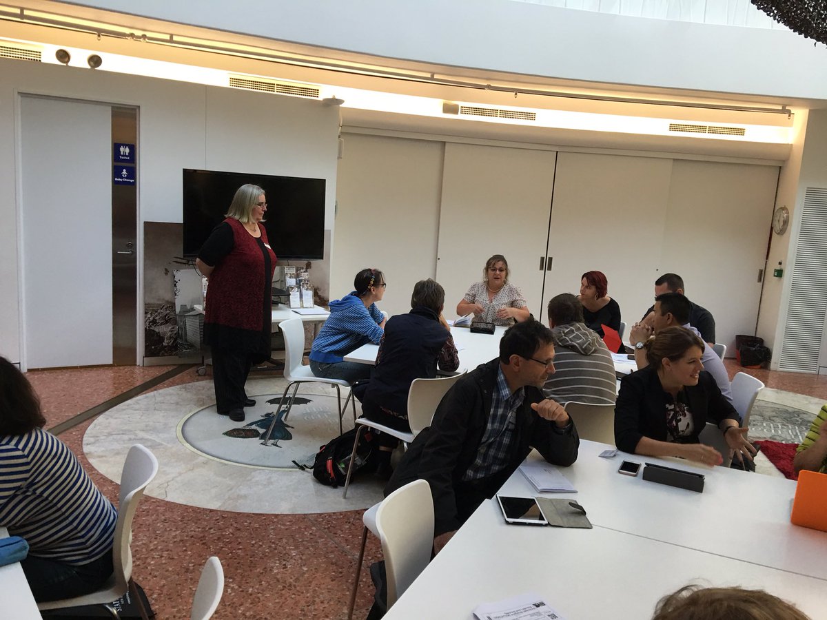 sunnysouth12's tweet image. @pru #STEM and #professionallearning  #teachlearn16 @SLANSW @SLNSW_Learning @TamaraRodgers74 #glasshouse