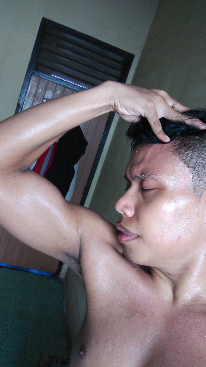dombajantan17's tweet photo. Lepas O7W tadi....... πͺπͺπͺπͺπππππ
Maaf, ga disensor wkwkwk πππ
#OCD #OCDivers #OCDHeaven #healthylife #myroutine https://t.co/jB9KL99hgk