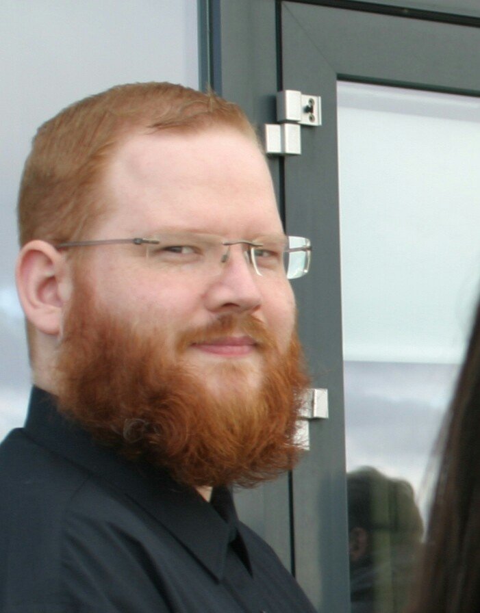 Mouse_EVE's tweet photo. How could you say no to that face?? Let's #getavalontovegas! @moosebank @Raff_About_It @CCP_Guard @scaredpanda https://t.co/4xUDADJNfJ