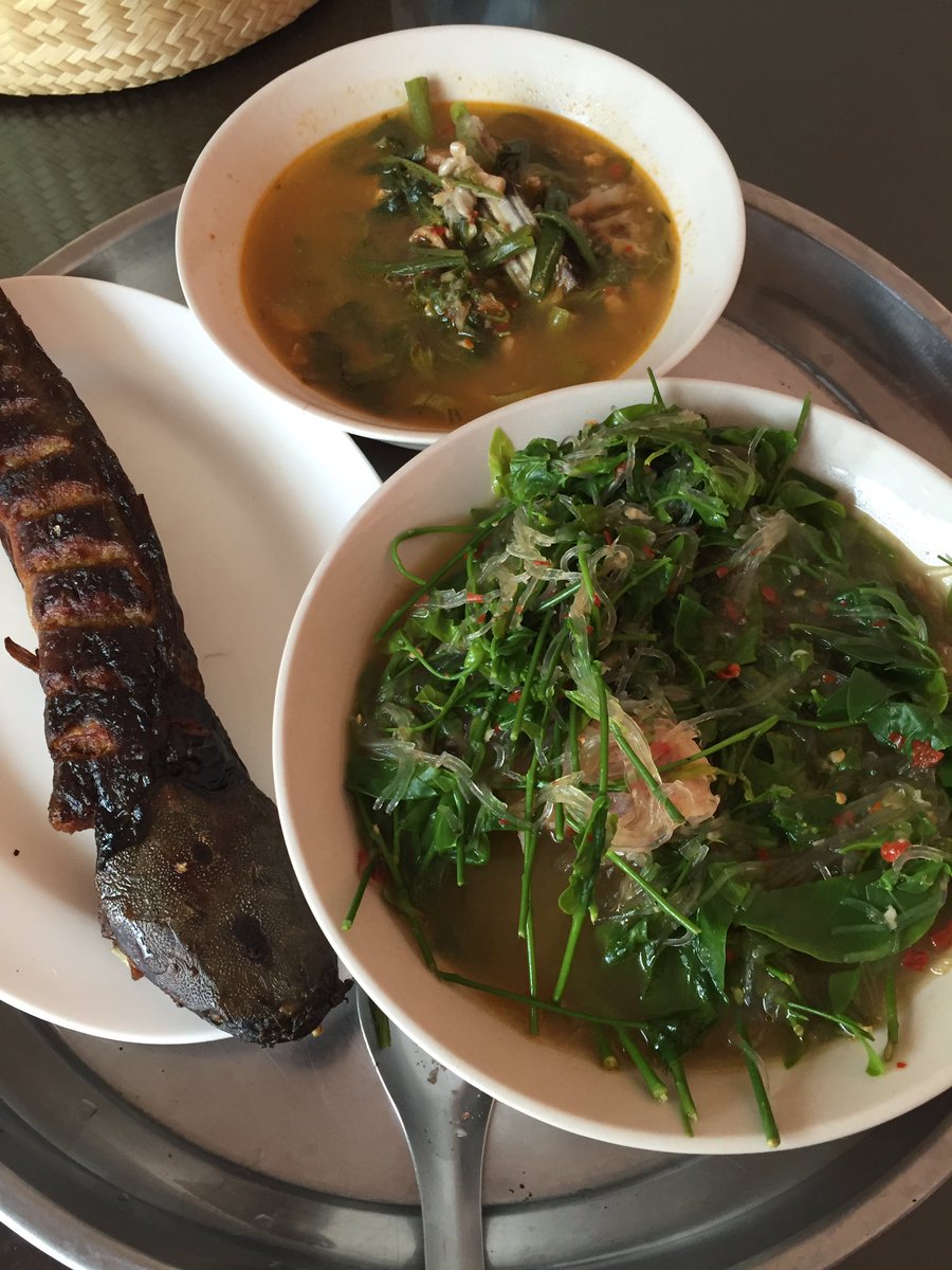 saithong204's tweet photo. กินข้าวกัน https://t.co/TOOy9kDGpd