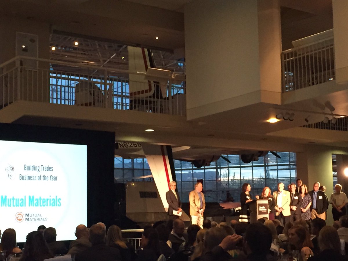seattlebusiness's tweet photo. Congrats @MutualMaterials Their materials are truly building our community #WAManufacturing https://t.co/qrY1KnMy4e