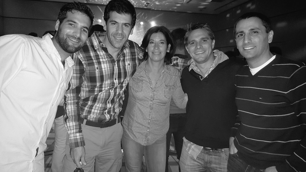 magicarama's tweet photo. La barra despidiendo el #TICF2016 https://t.co/kExXdarbyU